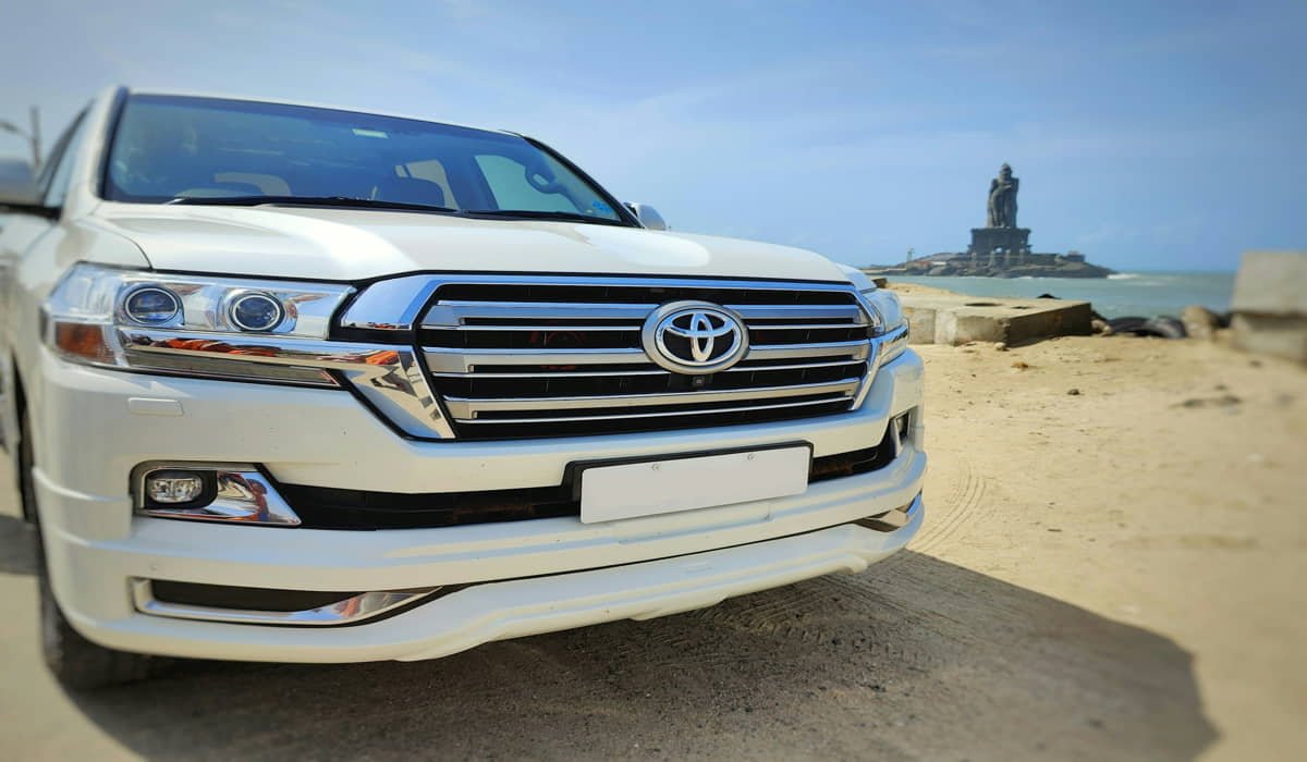 land cruiser for car lift